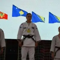 Kosovo bih zastava