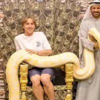 Luka Modric pozirao s pitonom
