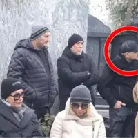 Luka Bojovic snimljen kod Arkanovog groba oto: Telegraf.rs