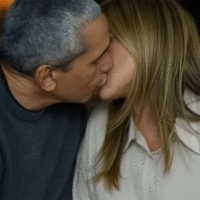 Barak Obama Dzenifer Aniston vjestacka inteligencija Foto jonpopmemes Instagram Screenshot 872x610