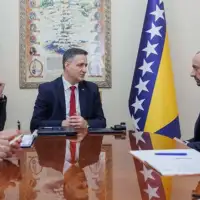 Benjamin Haddad Denis Bećirović