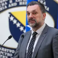 Elmedin Konakovic 04 fena