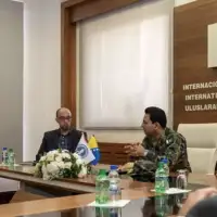 Ius pakistan deligacija