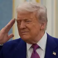 Donald Trimp 05 rijad AP