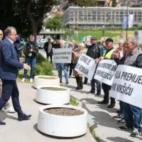 Penzioneri se zahvalili Niksicu i Lakicu