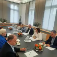 Majke Srebrenice u posjeti Sloveniji: Fokus na borbi protiv negiranja genocida i obrazovanju mladih