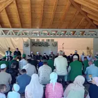 Tradicionalni zikr i mevlud obiljezili manifestaciju dani husein ef djoze u ustikolini viber image 2025 06 21 14 41 30 1 6856bceb97151
