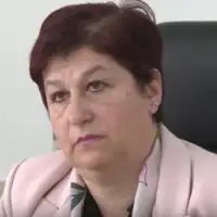 Azra muzur 040918 tw1024