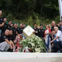 Spomenik Enver Šehović