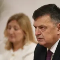 Zoran tegeltija direktor UIO BIH 01 scaled 427x285