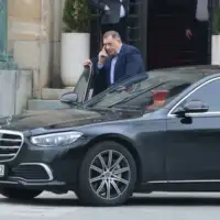 Milorad Dodik limuzina auto telefon foto S Pasalic ringier 2 872x610
