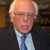 Bernie Sanders r