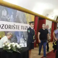 Tuzla se oprostila od policajca Samira Mustafića/ Fena