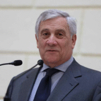 Antonio Tajani 872x610