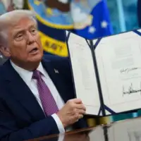Donald trump Ministarstvo odbrane postaje Ministarstvo rata Foto: X