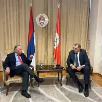 Dodik i Antonijo Tanger Correo