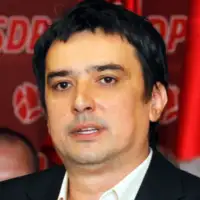 Bakir Hadziomerović