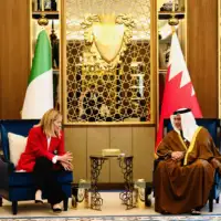 Giorgie Meloni i Salmana bin Hamada Al Khalife
