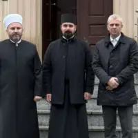 Imamo Tuzla svestenik