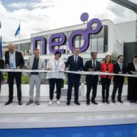 Estonija Ceremonija otvaranja fabrike upriličena krajem septembra u Narvi uz brojne zvanice