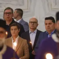 Aleksandar Vučić Vucic i Dodik vise ne dijele ni parastos Stevandic u Beogradu