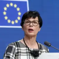 Marta Kos