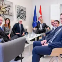 Dragan covic andrej plenkovic
