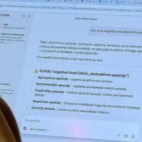 Ekran laptopa Miomirke Melank