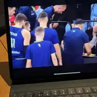 Džanan Musa iz Dubaija na laptopu pratio utakmicu naših košarkaša protiv Turske