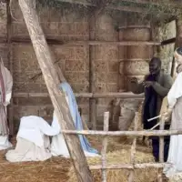 Migrant glumio kip kako bi se sakrio od policije