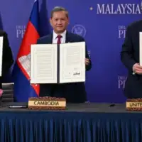 Trump s premijerima Kambodze i Tajlanda