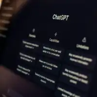 Chat GPT Unsplash format avif width 1200