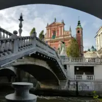 Slovenija ljubljana grad scaled 872x610