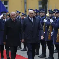 Guido Crosetto zukan helez