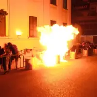 Albanija neredi 12 Protest ispred premijerove kancelarije