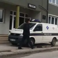 Policija visoko etto