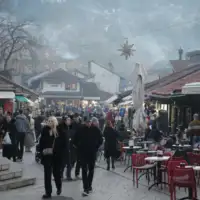 Turisti Bascarsia ulice Sarajevo 01 2026 11 AA