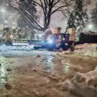 CZ ocistila dvoriste Saborne crkve uoci Badnje veceri