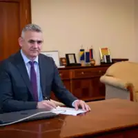 Nedžad Ned Puhovac