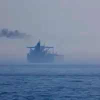 Ruski ratni brod u sjeni blizu Sassnitza Njemacka april 2025