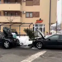 Zapaljen auto naselje Bulevar