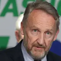 Bakir Izetbegovic 01 fena