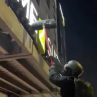 Demoliran hotel u kojem su federalni agenti