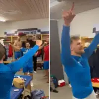 Igraci Hrvatske pevaju