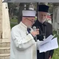 Imam svecenik kisobran