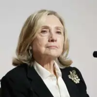 HILLARY CLINTON 872x610