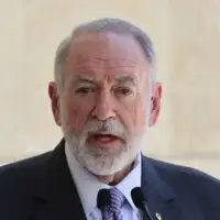 Mike Huckabee 872x610