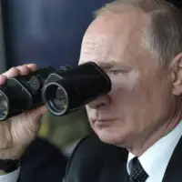 Vladimir putin dvogled 872x610