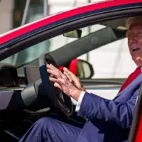 Donald Trump 04 auto