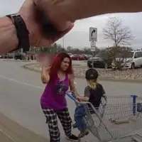 Policija u SAD ubila zenu jer je nozem napala dijete u prodavnici